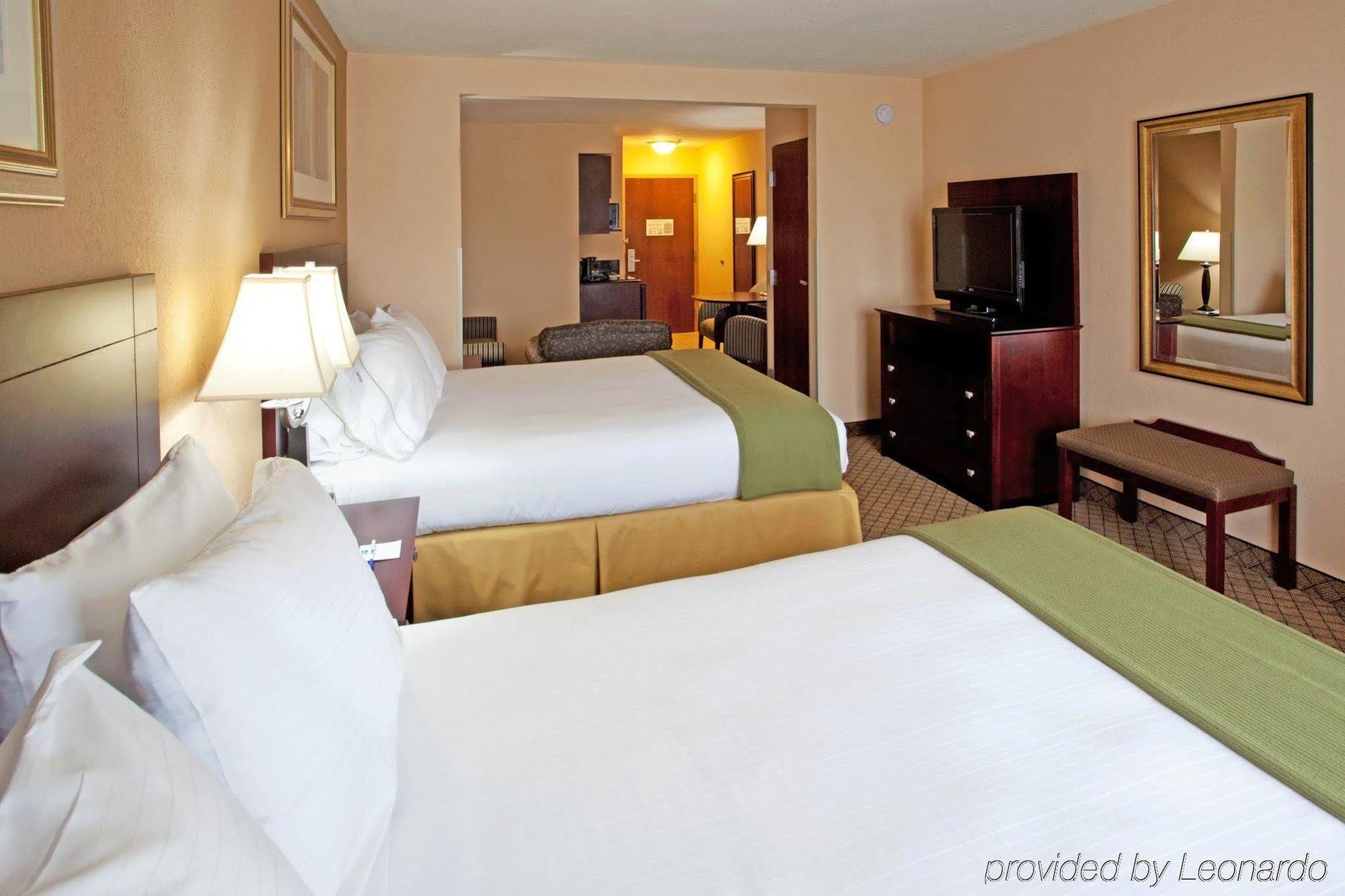 Holiday Inn Express Hotel & Suites Lavonia, An Ihg Hotel Esterno foto